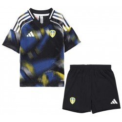Kit infantil III Leeds United 2025 2026 Adidas oficial 